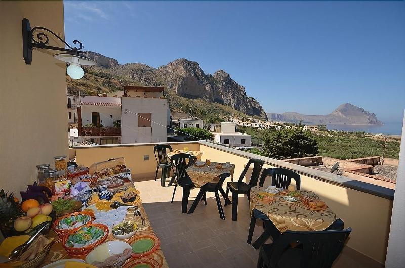 Terra Del Sole Bed & Breakfast Macari Bagian luar foto