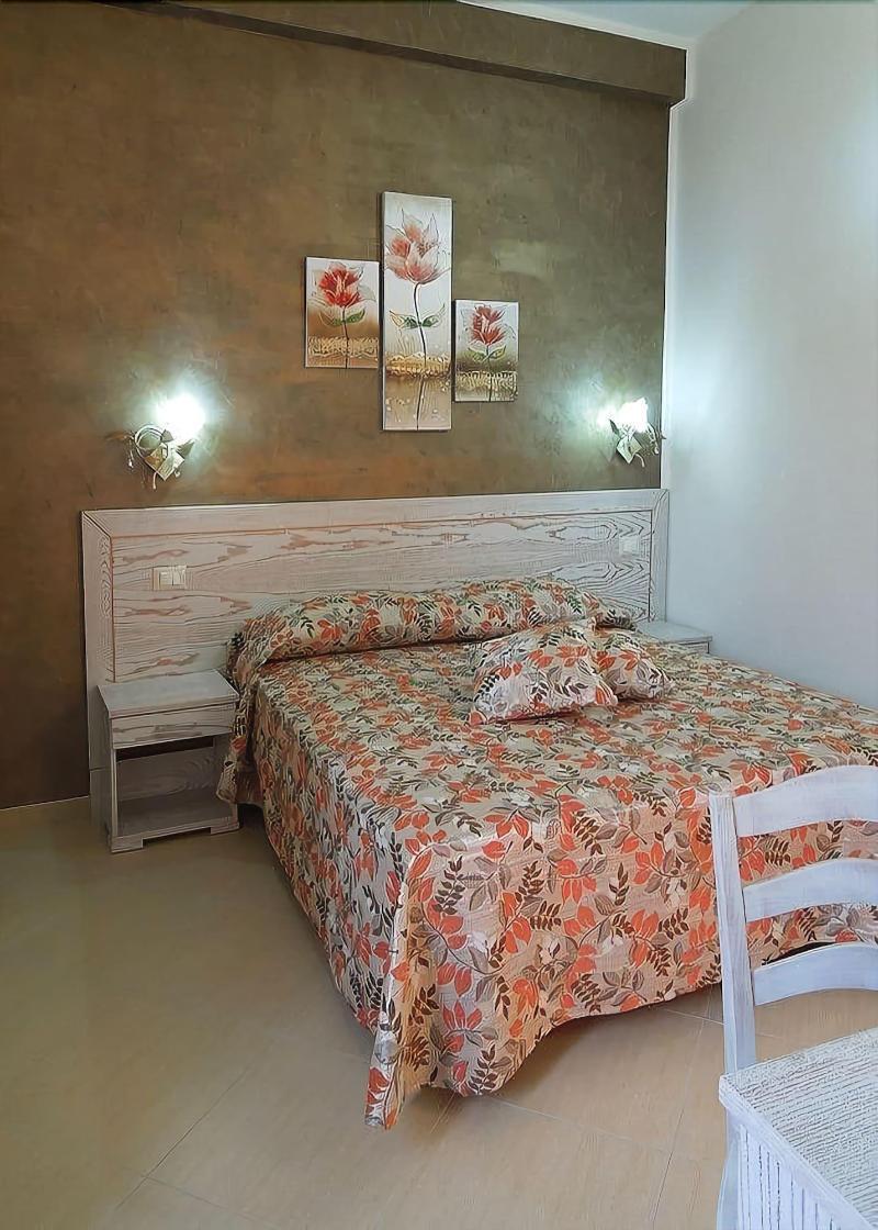 Terra Del Sole Bed & Breakfast Macari Bagian luar foto
