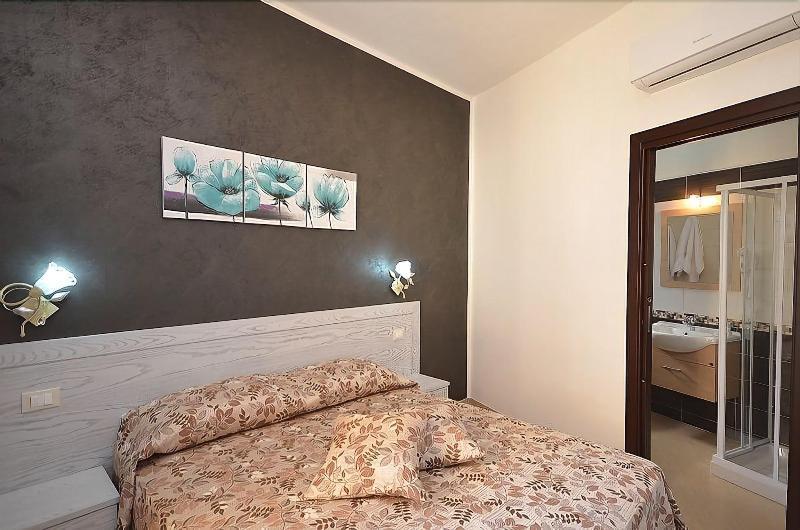 Terra Del Sole Bed & Breakfast Macari Bagian luar foto