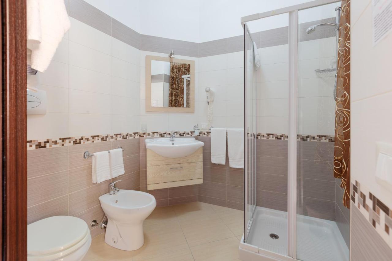Terra Del Sole Bed & Breakfast Macari Bagian luar foto
